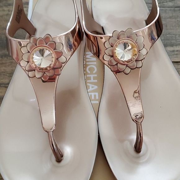 MICHAEL MICHAEL KORS Miley Rose Gold Metallic Sandal - Picture 2 of 9